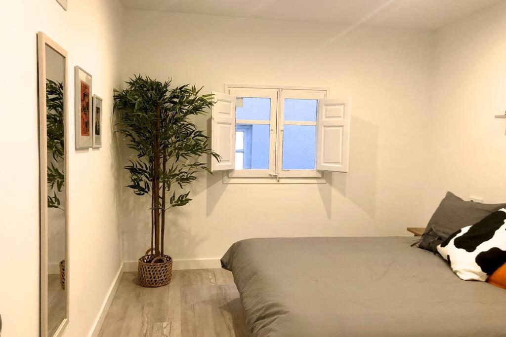 Appartamento M5 Cool Terrace. Metro 1 Min. Center 15' By Metro Esplugues de Llobregat Esterno foto