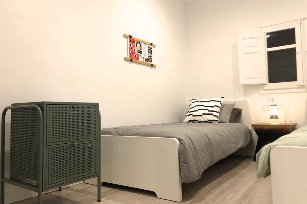 Appartamento M5 Cool Terrace. Metro 1 Min. Center 15' By Metro Esplugues de Llobregat Esterno foto