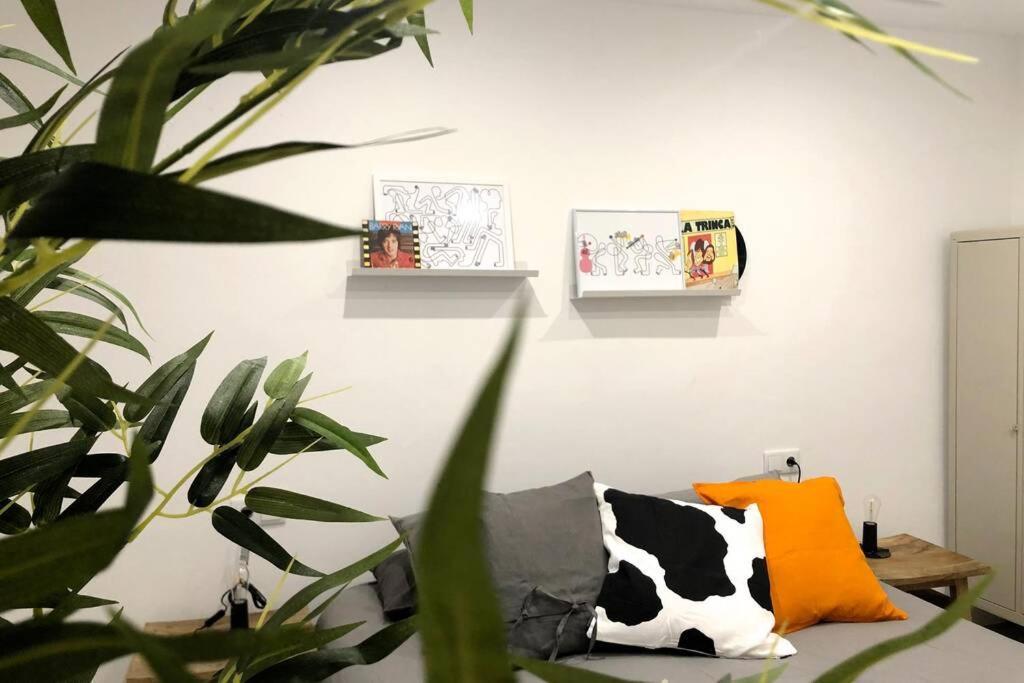 Appartamento M5 Cool Terrace. Metro 1 Min. Center 15' By Metro Esplugues de Llobregat Esterno foto